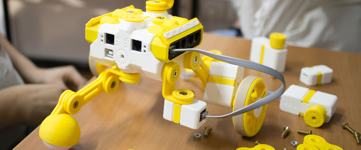 Startup uruguaya para aprender robótica inspirada en Lego ha comenzado a comercializar kits a países de América y Europa